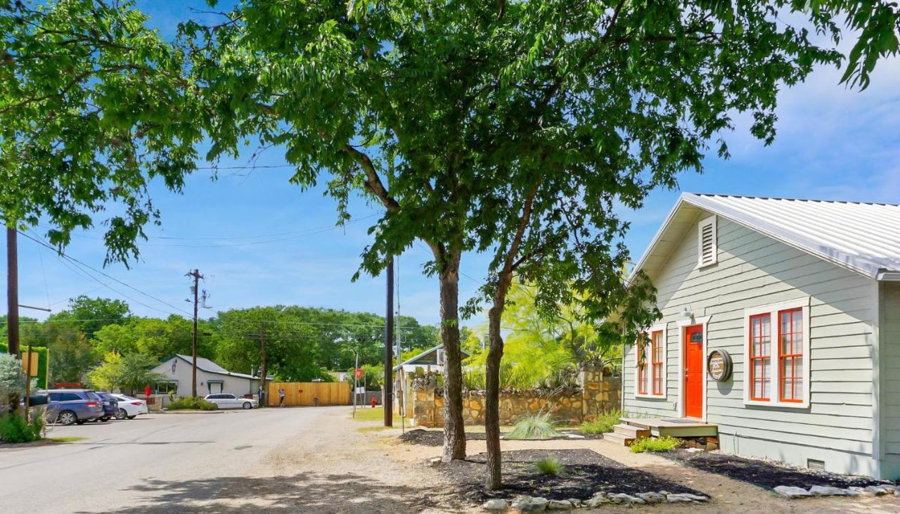 Bungalows On The Square- Unit 1 Wimberley Exterior foto